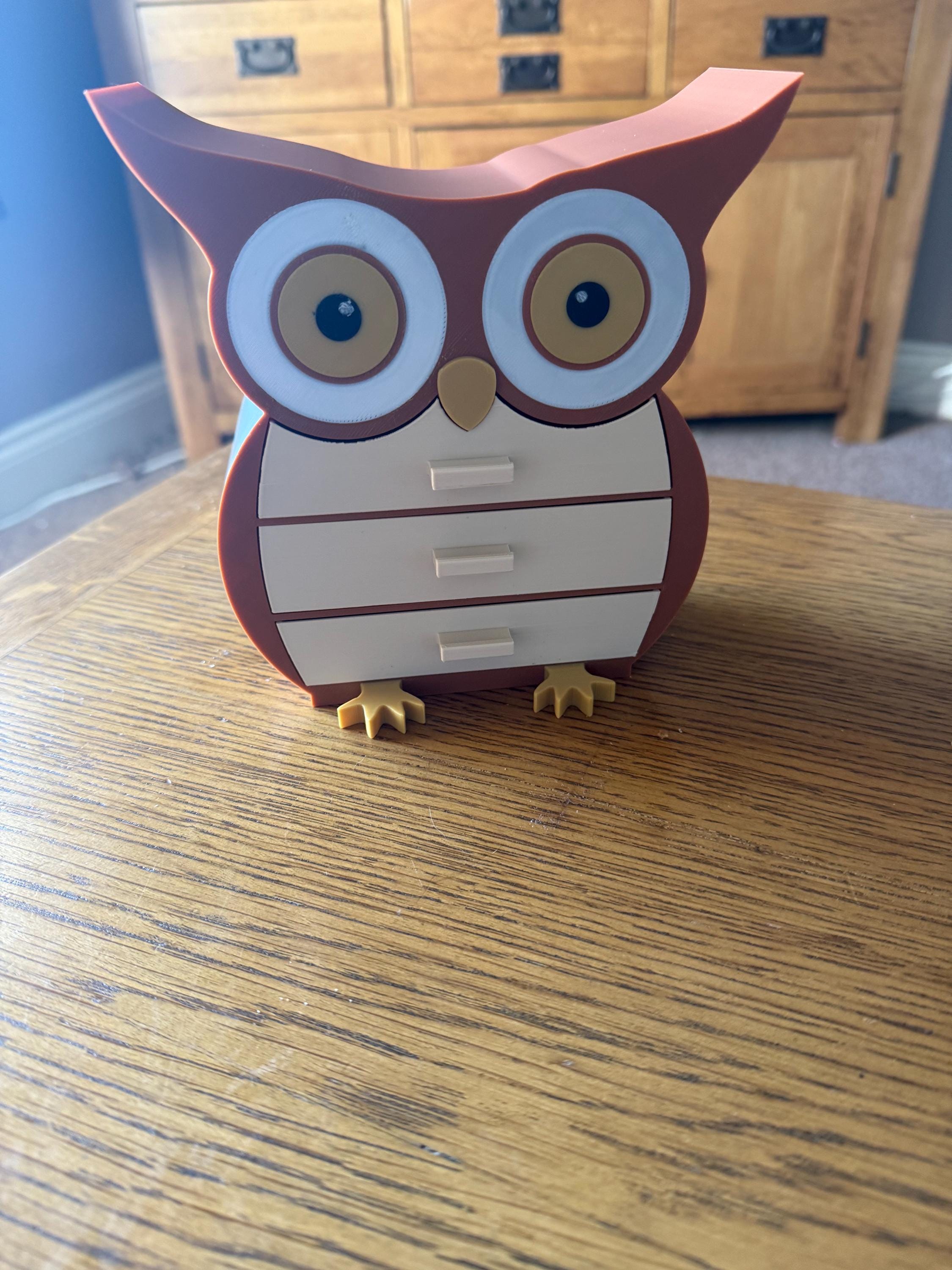 Owl Themed jewellery box unique (15cm H x 16.5cm W 5cm)