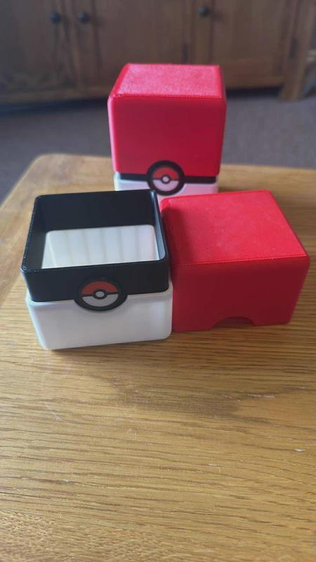 Pokémon storage Boulder Poke ball Design Deck Box 3D Printed Holds 100 Cards