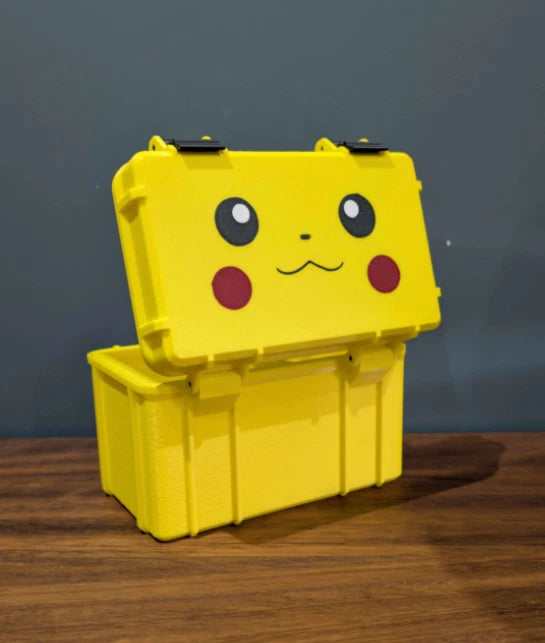 Pokemon Pikachu TCG Toploader (50s)Storage Box